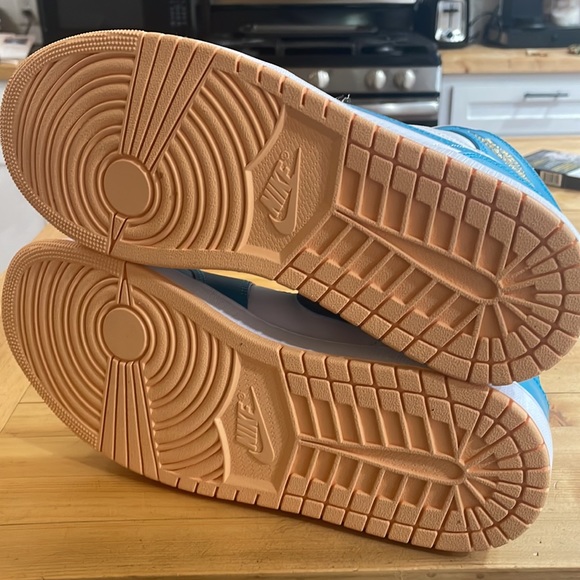 Air Jordan size 10 - Picture 4 of 4